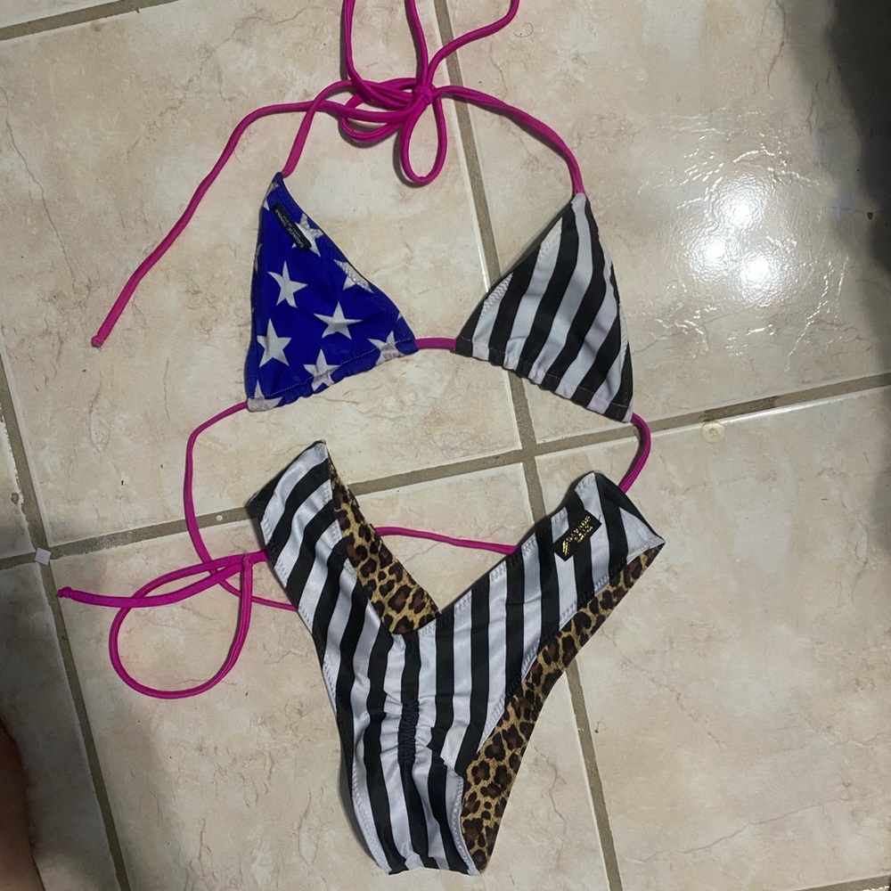 Savage swim